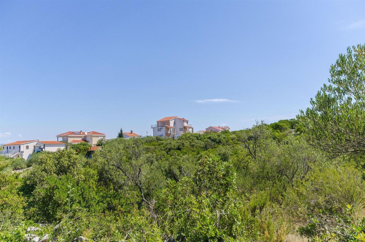 Apartments Kazimir Nečujam Екстериор снимка